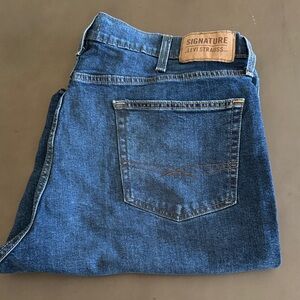 Signature by Levi Strauss Men's Classic Denim Jean Shorts